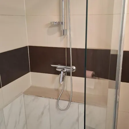 Pearl Apartment
